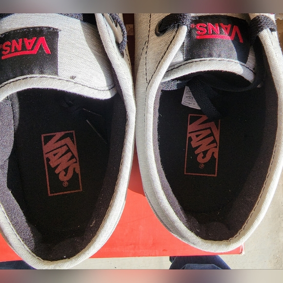 Van's "Atwood Retro", Size 12, Grey/Gum Sneakers - Picture 5 of 9